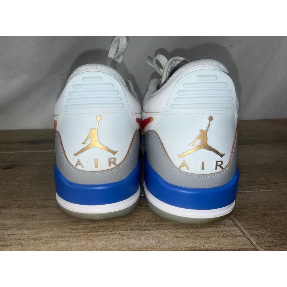 Jordan Air 37 FN8902 161 Men's White Red Blue Basketball‎ Shoes Size 10.5